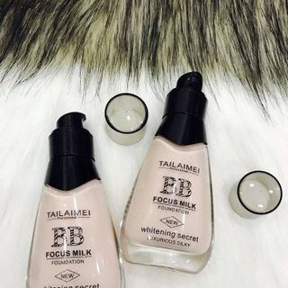 Kem nền BB Focus Milk Foundation