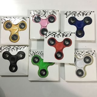 Con quay 3 cánh fidget spinner