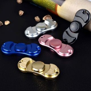 CON QUAY 2 CÁNH FIDGET SPINNER