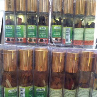 dầu nhân sân thái lan