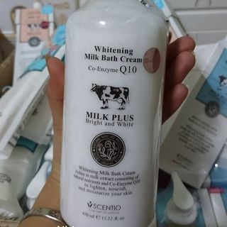 Sữa Tắm Beauty Buffet Scentio Milk Plus Whitening Q10 Bath Cream - 450ml