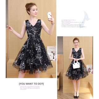 đầm xòe ren lưới