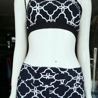 thời trang thể dục thẫm mỹ