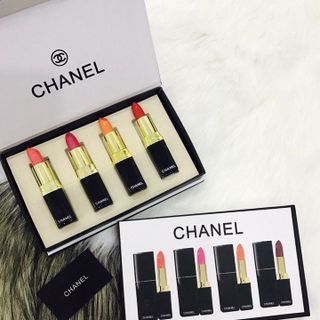 Bộ 4 thỏi son Chanels với 4 tone màu son trẻ trung để bạn tha hồ biến hoá mỗi ngày nhé giá sỉ