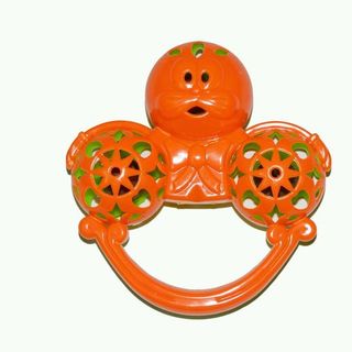 đồ chơi lục lạc cho bé