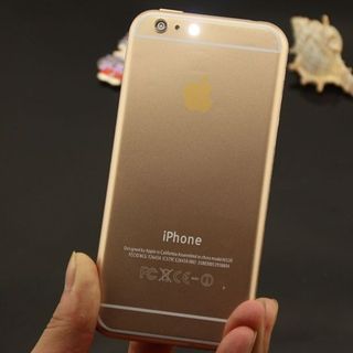Hộp Quẹt Bật Lửa Kiểu Dáng Iphone 6 Siêu Độc