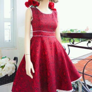 Xưởng Chuyên sỉ Đầm Thiết Kế