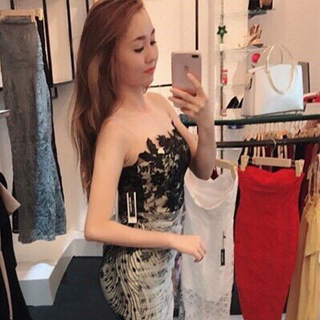 ĐẦM BODY PHỐI LƯỚI DÚM ĐÙI