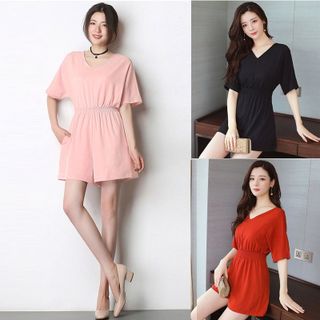 Jumpsuit đen cổ tim quần giả váy bo eo có size XXL