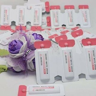 Dung Dịch Làm Hồng Và Se Khít Vùng Kín Amusecos Secret White Cream