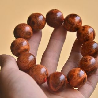vòng gỗ huyết long 20 ly