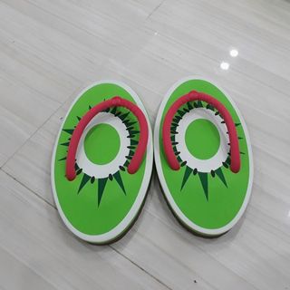 Dép mang đi biển trái cây