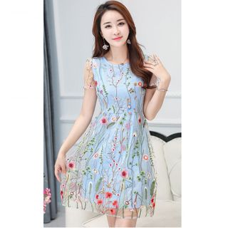 Đầm Xòe Ren Lưới Thêu Sun Flowers Xanh