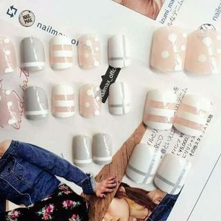 nail giả