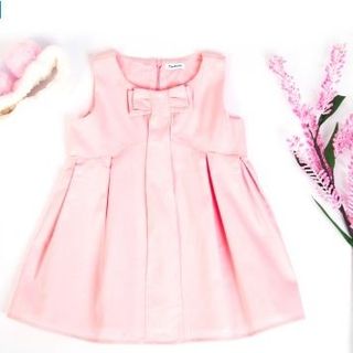 Đầm xếp ly đính nơ