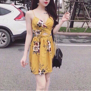 Đầm voan dây