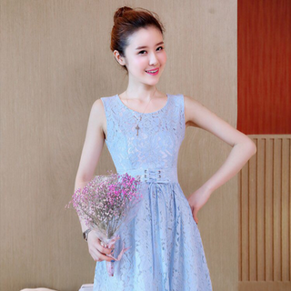 đầm ren