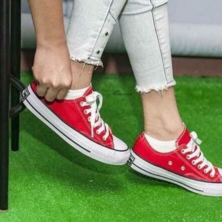 Giày sneaker đẹp giá rẻ tại HCM
