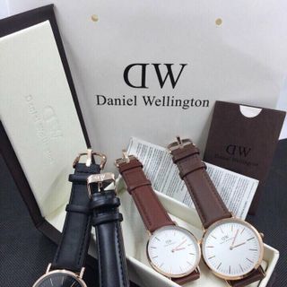 Đồng hồ dây da có hộp