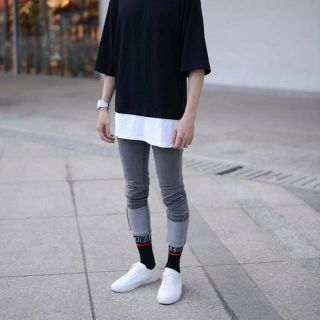 Sỉ Áo thun 2 lớp đen trắng vải Da Cá ngoại