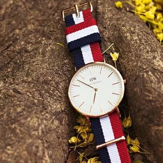 Đồng hồ dây vải