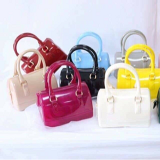 túi trong nhiều màu