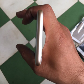 iPhone 6 64G Gold