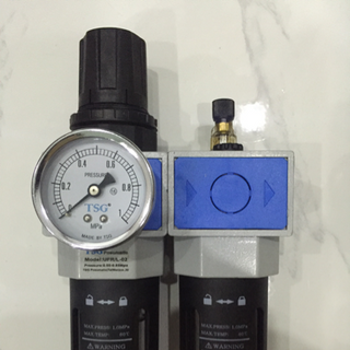 Lọc chỉnh áp bình bôl trơn UFR/L-02