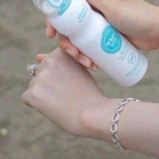 xịt chống nắng body