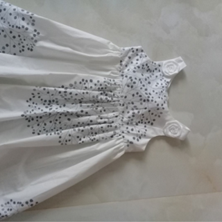 Hàng sỉ bé gái