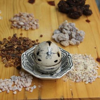 Nhũ Hương Frankincense Tinh Giọt - hộp 100 gram