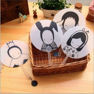 Quạt cấm tay mini