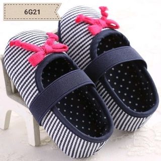 giày tập đi bé gái