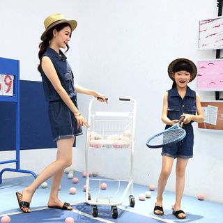 Jumpsuit Short Jean Bay Phối Túi Cho Bé