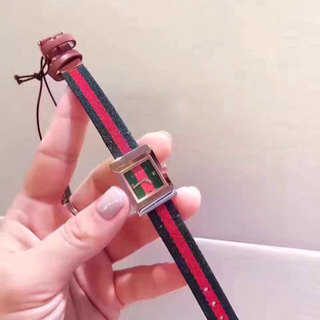 đông hồ gucii nữ