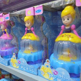 NHÀ PHÂN PHỐI ĐỒ CHƠI TRẺ EM