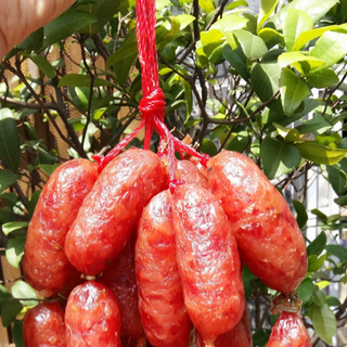 Lạp xưởng tươi