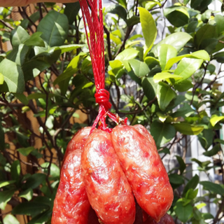 Lạp xưởng tươi