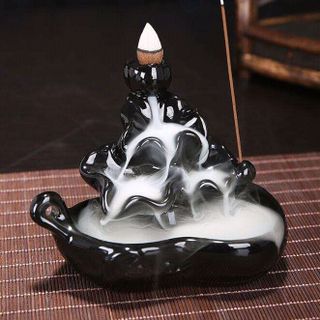 Thác Khói Trầm Hương