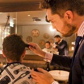 khăn choàng cắt tóc barber