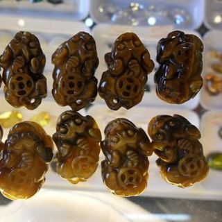 Mặt dây chuyền đá quý tự nhiên