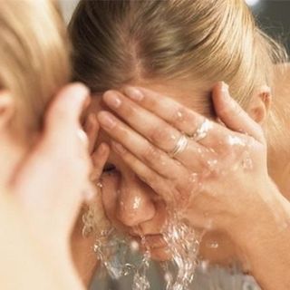 Xà Phòng Trị Mụn Deitanseki Pelican Nhật Bản