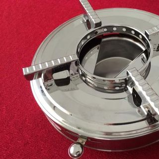 Bộ bếp cồn và nồi lẩu với kiểu dáng gọn nhẹ