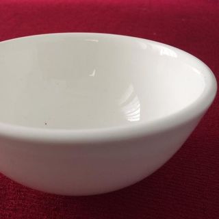 Combo 6 chén sứ trắng dày với kiểu dáng sang trọng