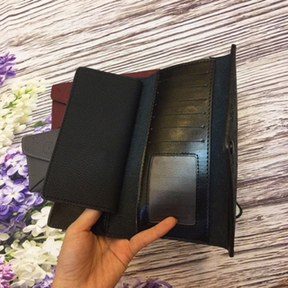 Ví nữ Lvi vân chìm cực sang