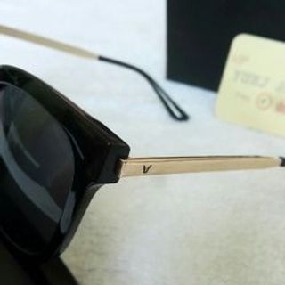 Mắt kính giá sỉ