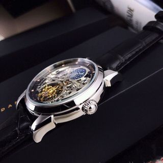 Đồng hồ tự động Phillipe Patek