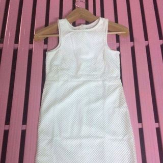 ĐẦM THIẾT KẾ DẠNG PHỐI REN