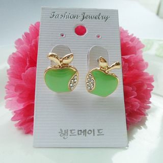 Khuyên tai nữ hình quả táo xinh xắn đáng yêu nhiều màu lựa chọn Mã sản phẩm 10537386