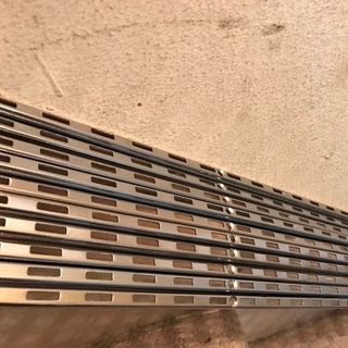 Thanh ray đơn cho quần áo